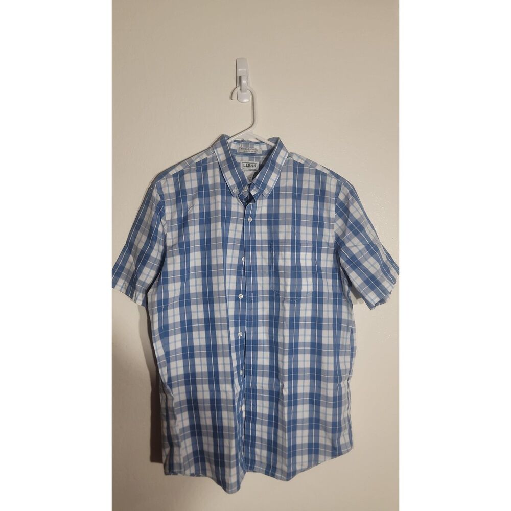 EUC Men's LL Bean Wrinkle Resistant Shirt Slightly Fitted Short Sleeve M Plaid